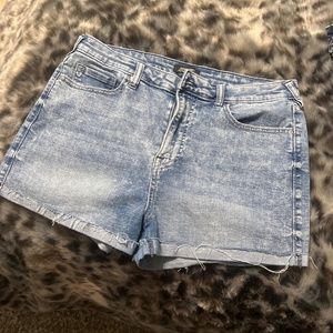 True religion shorts